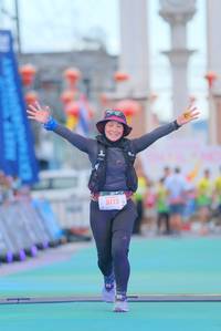 BIB: 5115
                            <button type="button" onclick="openModal(21766388)" class="btn btn-primary btn-sm float-right btn-popup" data-toggle="modal" data-target=".modal-high-quality">
                        <i class="fas fa-shopping-cart"></i> Add to Cart
                    </button>
                                            <button type="button" onclick="isThisMe(21766388, true)" class="btn btn-success btn-sm float-right btn-popup btn-isme hidden" data-toggle="tooltip" data-placement="bottom" title="นี่คือรูปของคุณใช่ไหม คลิกที่นี่เพื่อเอาเข้าอัลบั้ม">
                        <i class="fas fa-plus"></i> Add to album
                    </button>
                    <button type="button" onclick="isThisMe(21766388, false)" class="btn btn-warning btn-sm float-right btn-popup btn-isnotme hidden">
                        <i class="fas fa-ban"></i> Remove from album
                    </button>